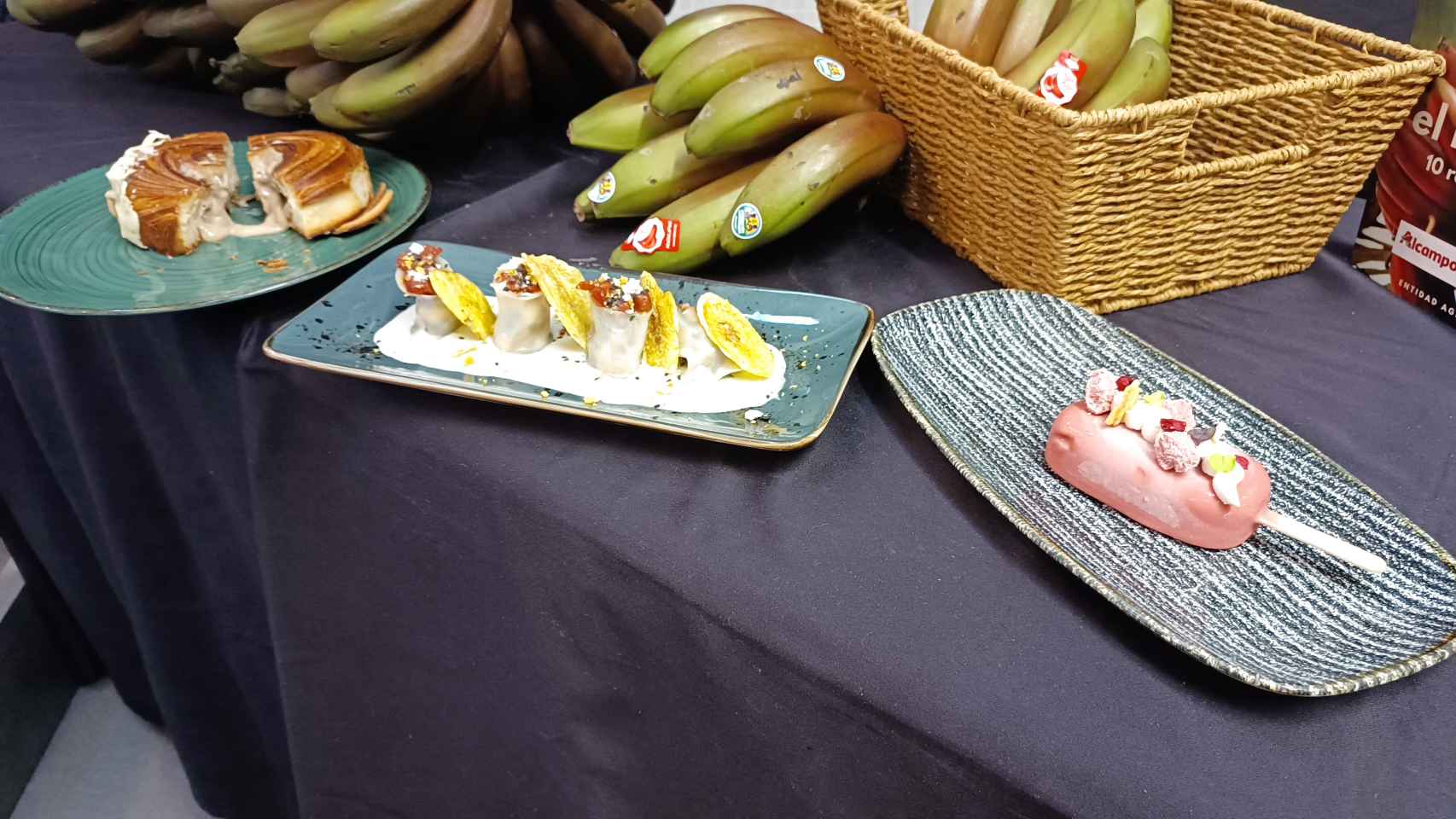 Tres elaboraciones culinarias hechas a partir del plátano rojo de Canarias.