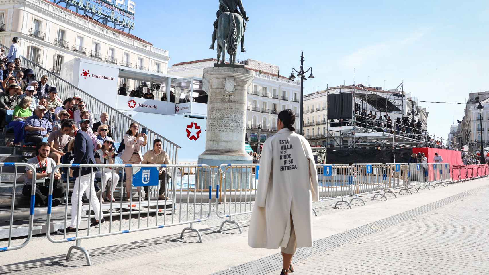 Begoña Villacís a su llegada a la Puerta del Sol.
