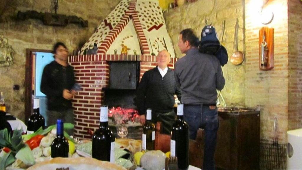 La Bodega Guillermo, el restaurante que regentaba el fallecido junto a su hija.