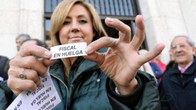 Una fiscal de la Audiencia Provincial de Valladolid, durante una jornada de huelga en 2018.