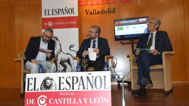 El director de Iberdrola Renovables en Castilla y León y el presidente de la Apecyl en el Foro de EL ESPAÑOL- Noticias de Castilla y León