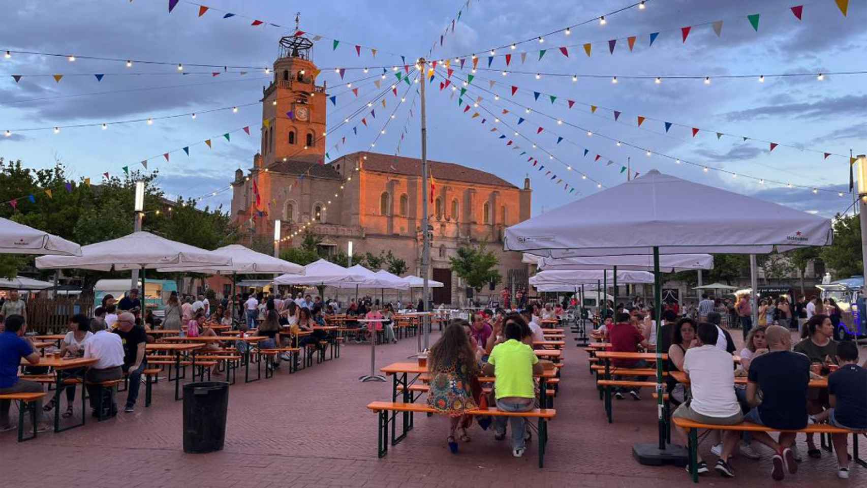 Plaza Mayor de la Hispanidad en la Feria de San Antolín en Medina del Campo