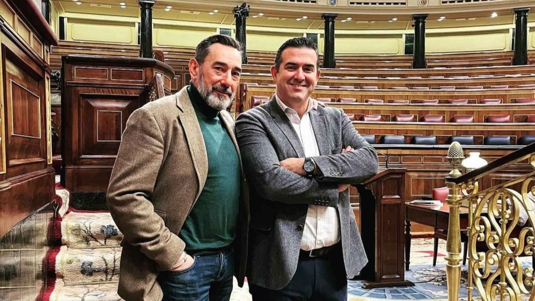 A la izquierda, Enrique Quesada, candidato a la Alcaldía en Seseña. A la derecha, José Luis Sosa, candidato a la Alcaldía en Illescas.
