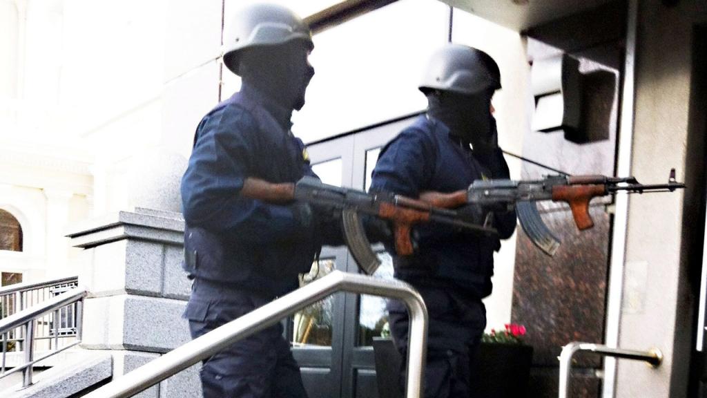 Miembros del comando que asaltó el Hotel Regency 2016.