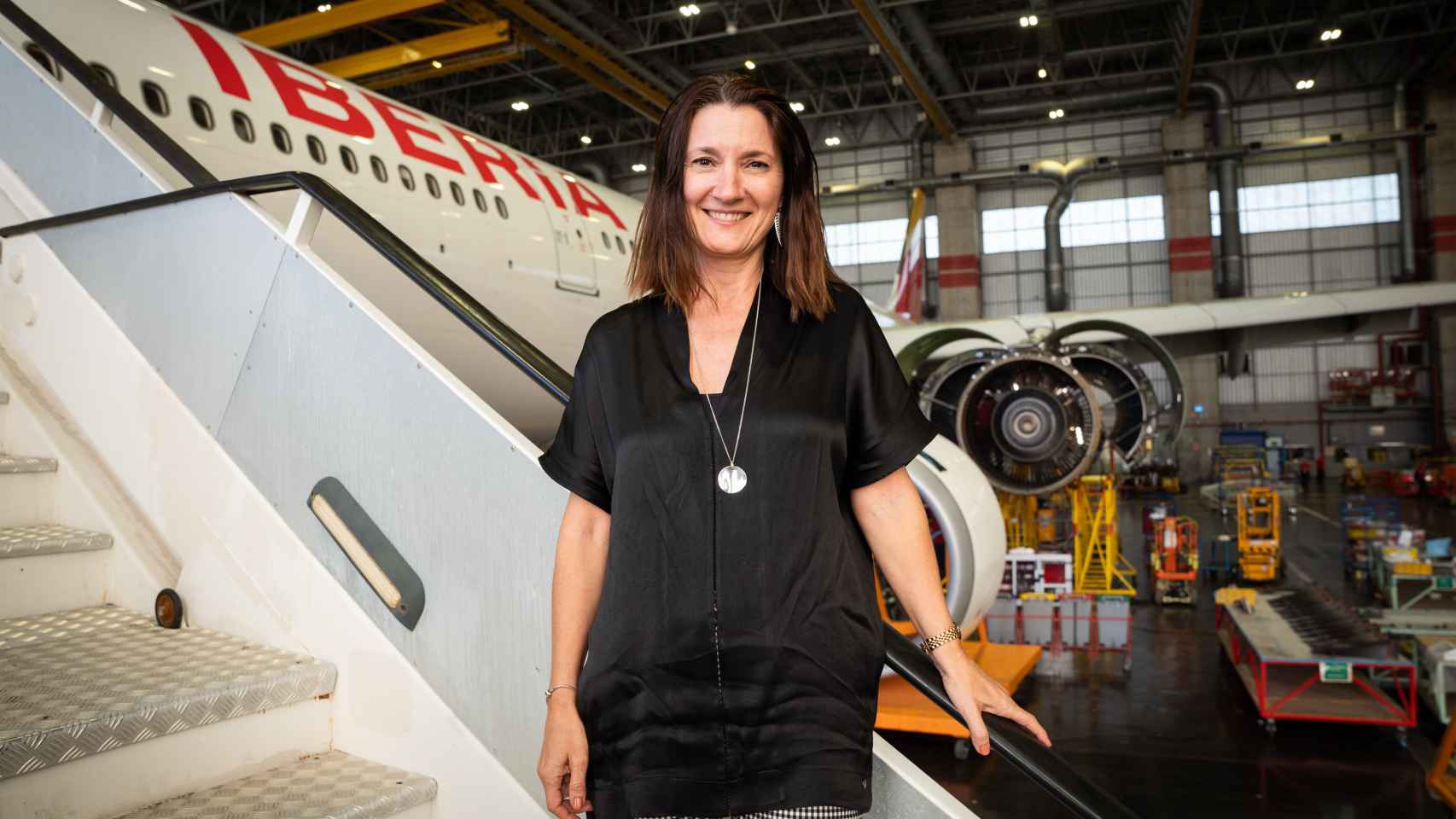 Natalia Martínez, directora de Mantenimiento de Aviones, en La Muñoza.