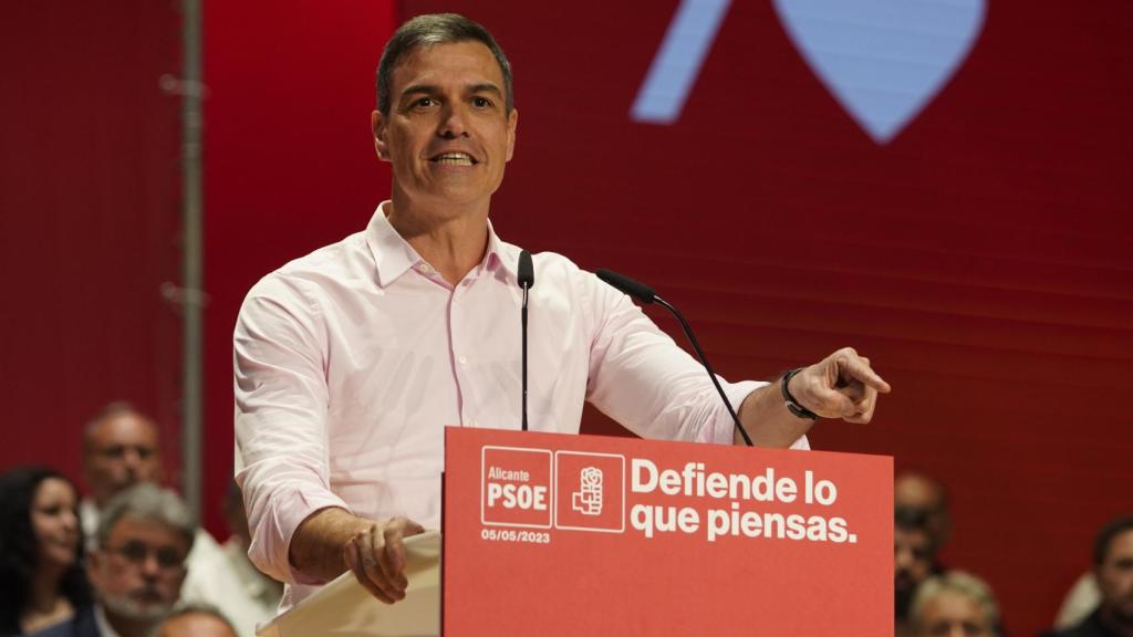 Pedro Sánchez, en su mitin electoral en el Paraninfo de la Universidad de Alicante.