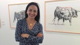 La pintora colombiana Sandra Gamboa expone sus “toros” en el Teatro Zorrilla