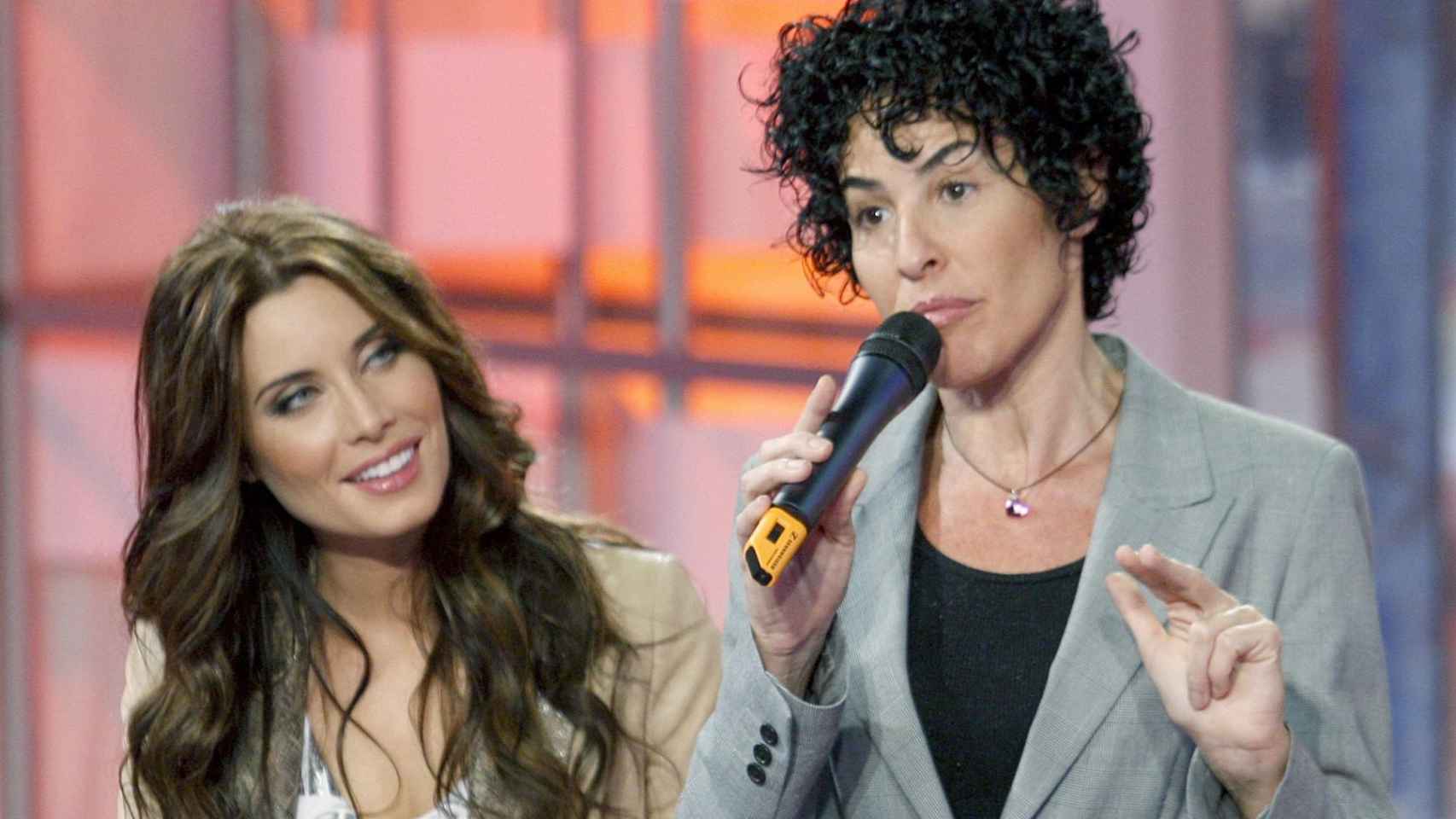 Pilar Rubio, junto a Nina en 'OT 2011'.
