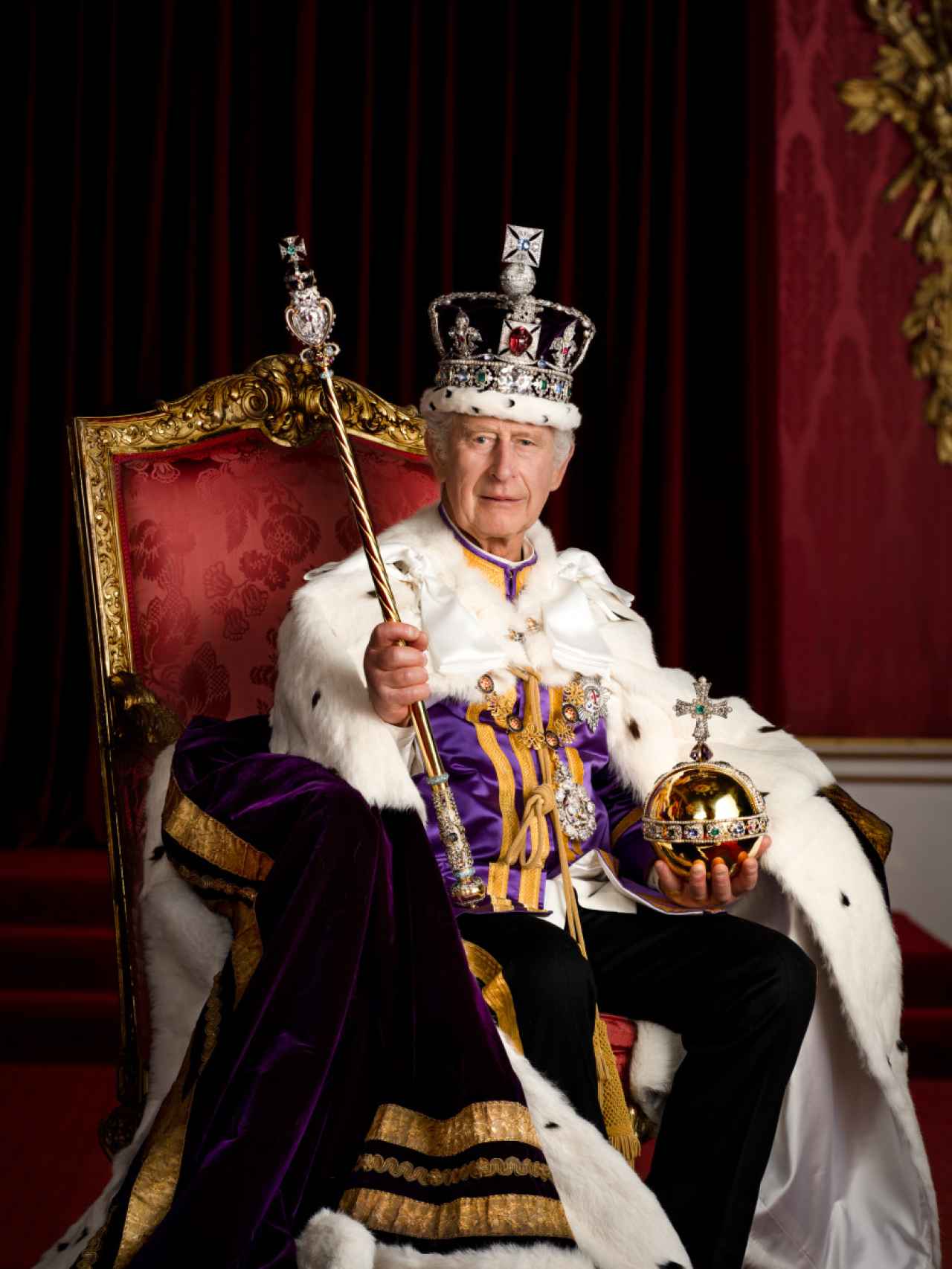 Retrato oficial del rey Carlos III