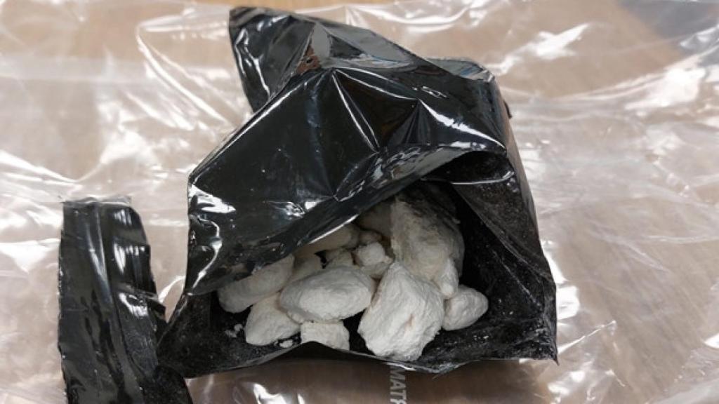 Bolsa incautada con Apha o flakka, la droga zombie, en una operación en la provincia de Alicante.