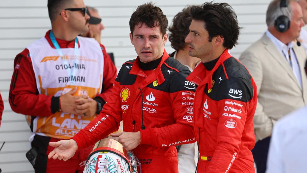 Charles Leclerc y Carlos Sainz, tras la carrera de Miami