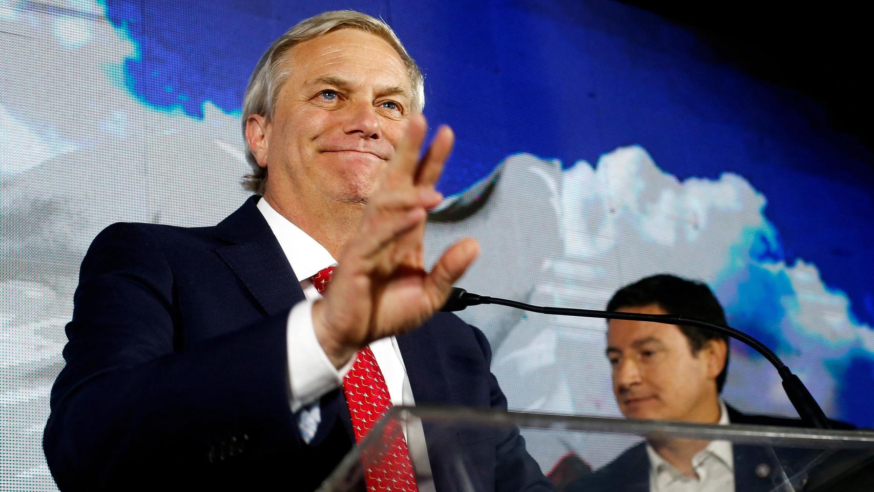 José Antonio Kast, líder del Partido Republicano, durante una rueda de prensa este lunes.