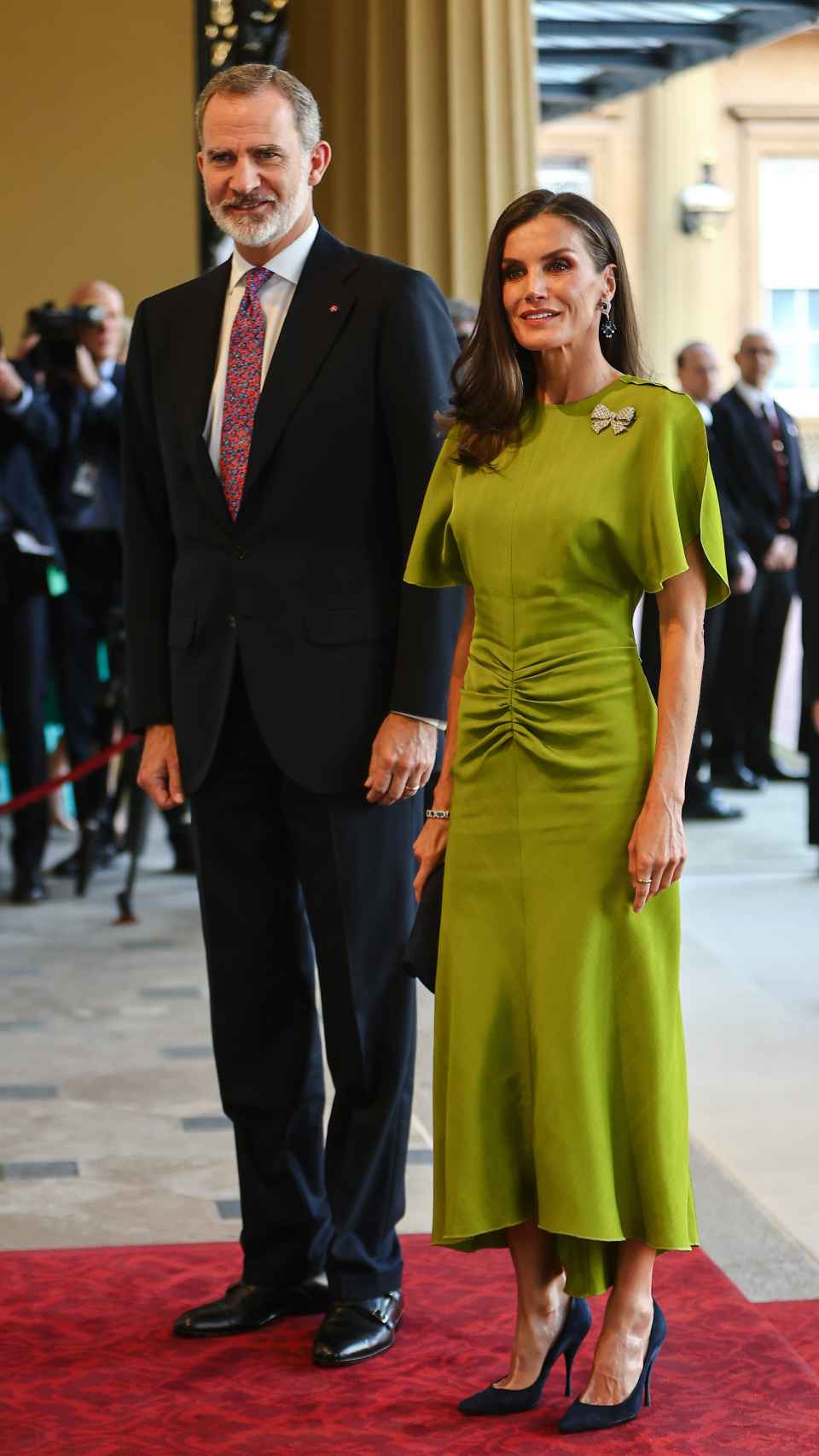 Felipe VI y Letizia en la recepción previa a la coronación de Carlos III.
