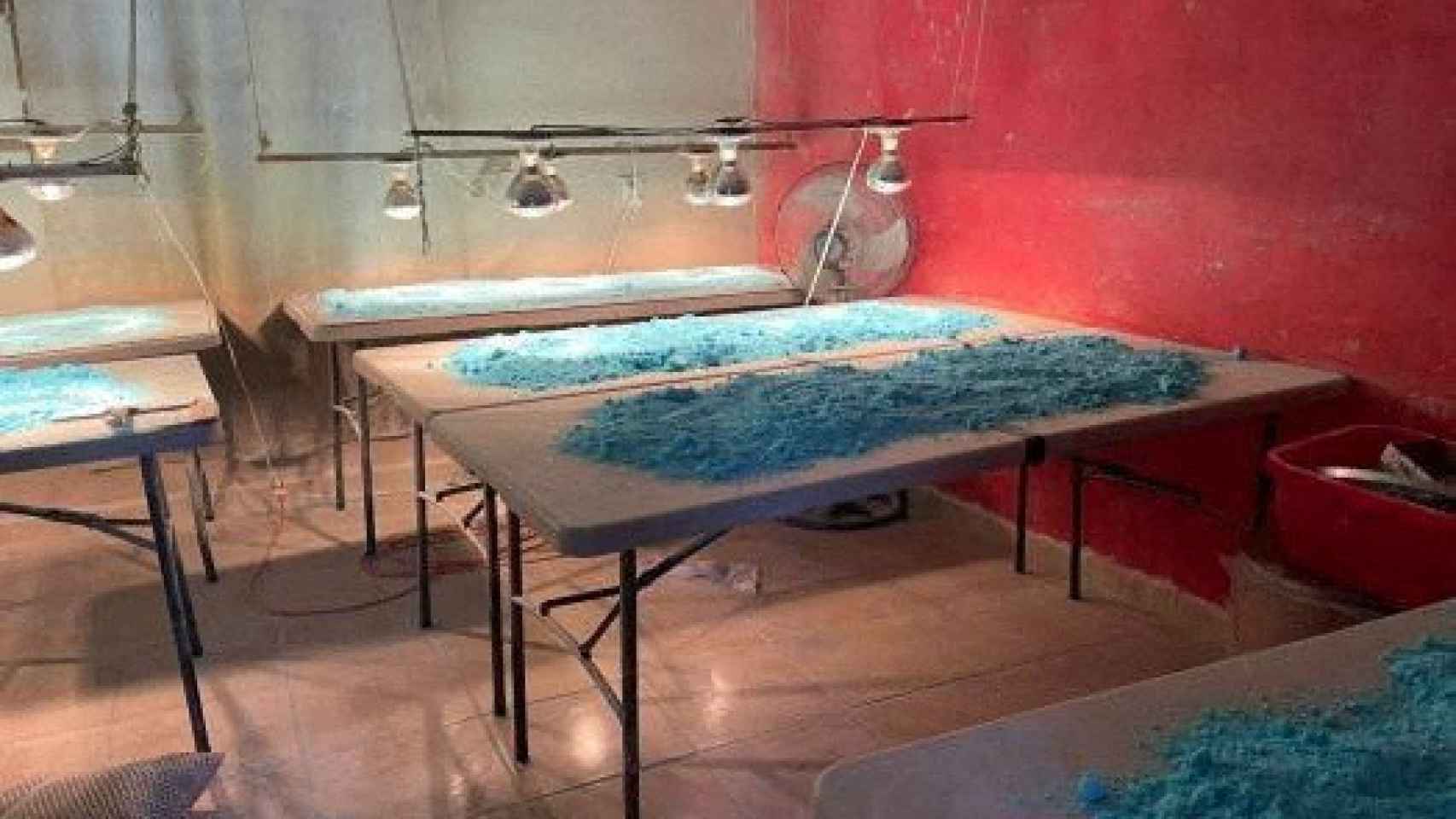 Un laboratorio de 'polvo azul' incautado por el Ejército mexicano en Culiacán, el pasado mes de febrero.