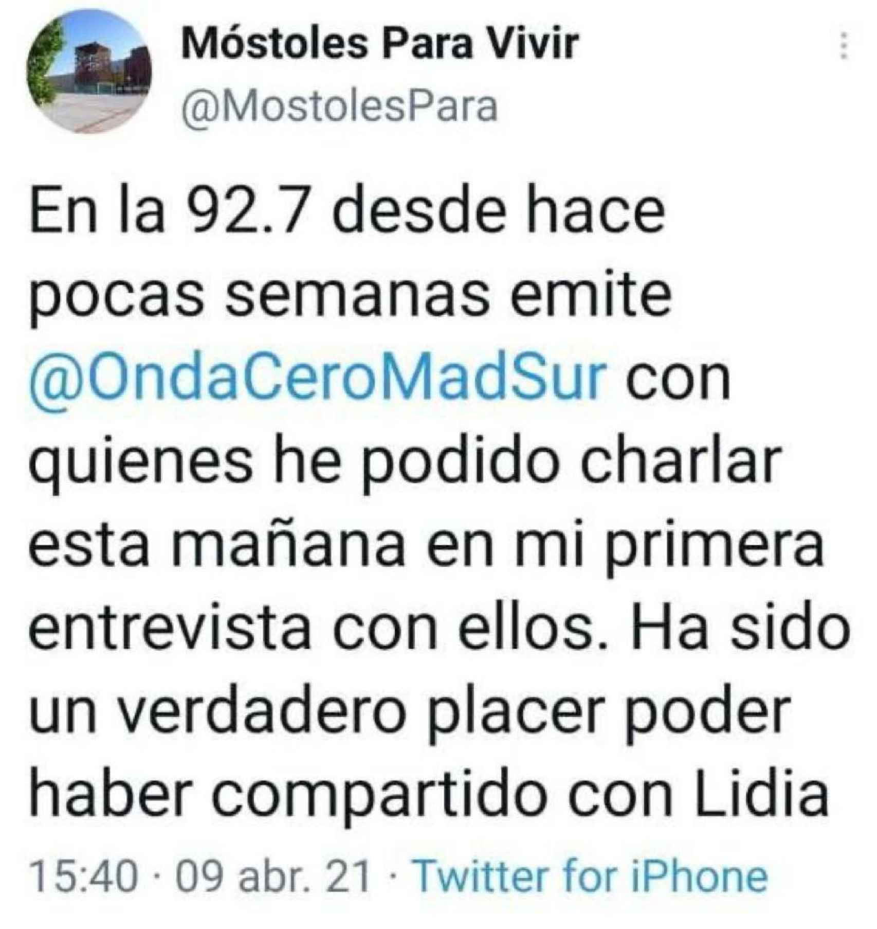 Tweet de la cuenta Móstoles para Vivir en el que se hace referencia a la entrevista que tuvo Noelia Posse.