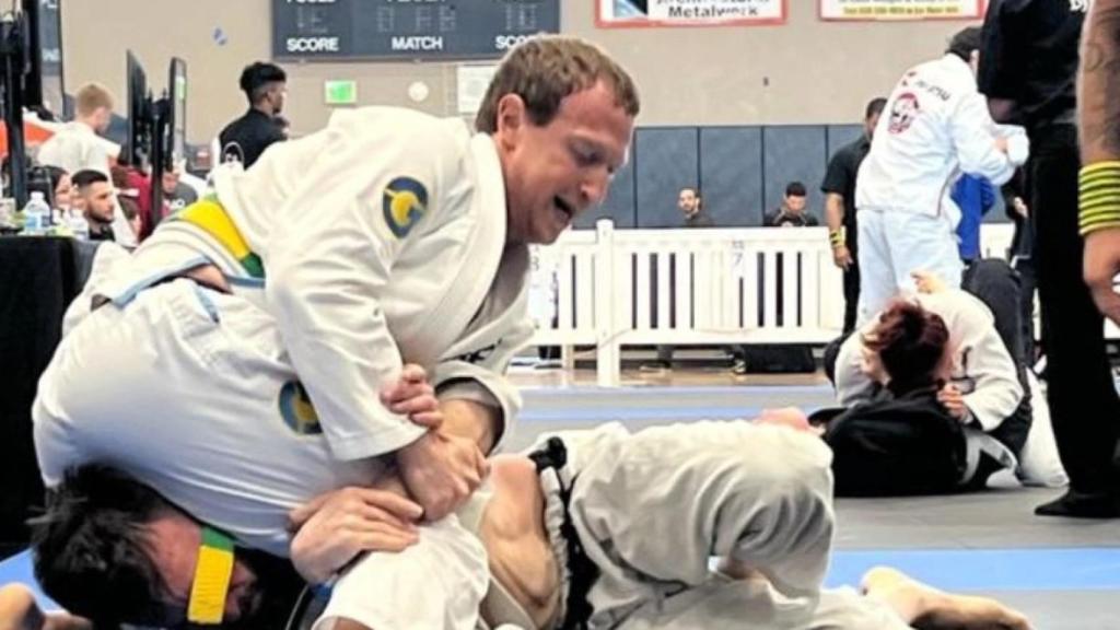 Zuckerberg compitiendo en jiu-jitsu