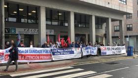 Concentración de la Plataforma SOS Sanidade Pública el 9 de mayo ante el parlamento gallego