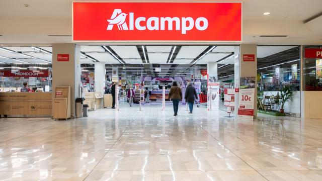 Hipermercado de Alcampo.