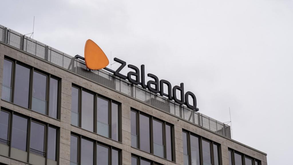 Fachada Zalando.