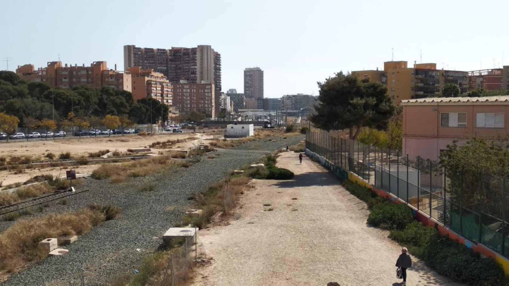 Zona donde se ubicará el futuro parque central de Alicante.