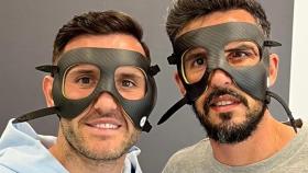 Lucas Pérez y Quiles, del Dépor, con máscara: Los compañeros nos llaman Batman y Robin