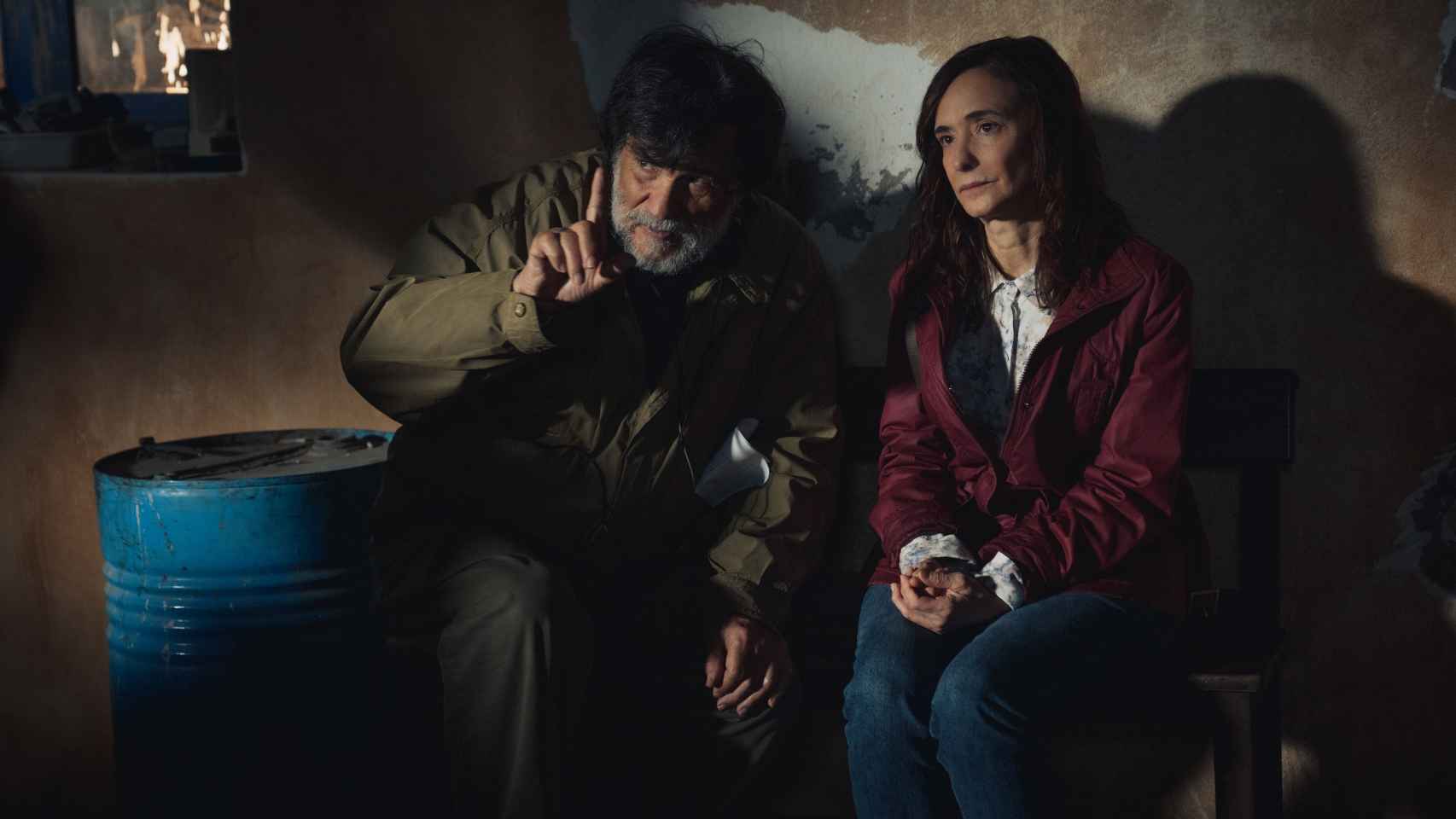 Víctor Erice y Ana Torrent en el rodaje de 'Cerrar los ojos'
