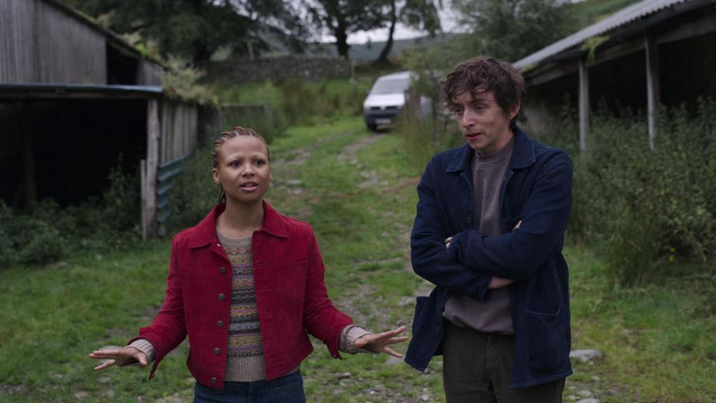 Myha'la Herrold y Samuel Blenkin en 'Black Mirror'