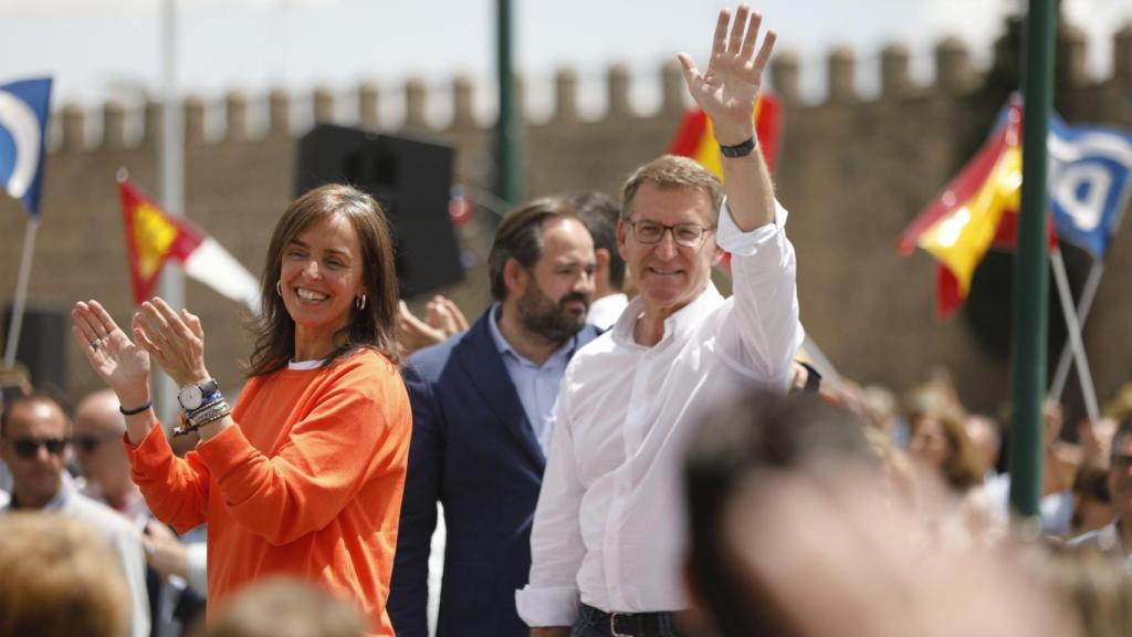 Carmen Fúnez, Paco Núñez y Alberto Núñez Feijóo, de izquierda a derecha.