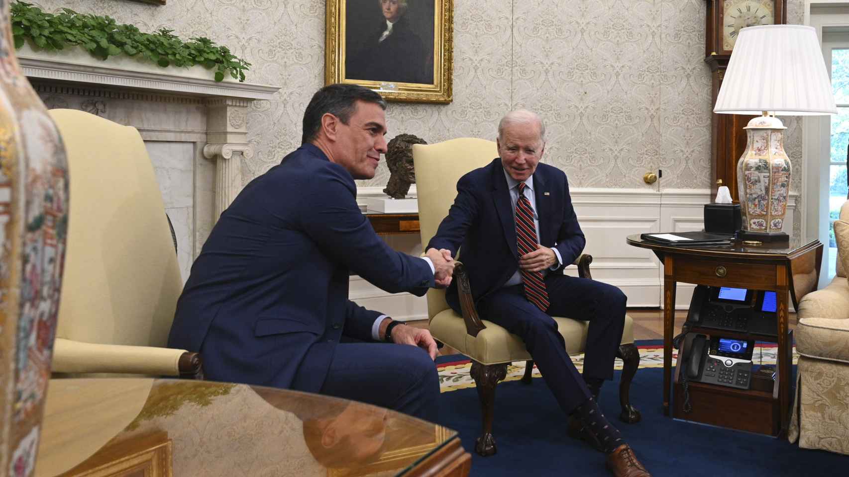 Pedro Sánchez y Joe Biden, en el Despacho Oval de la Casa Blanca