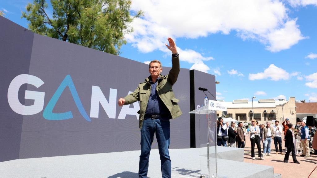 El presidente del PP, Alberto Núñez Feijóo, en el mitin de Ayuso en Getafe.