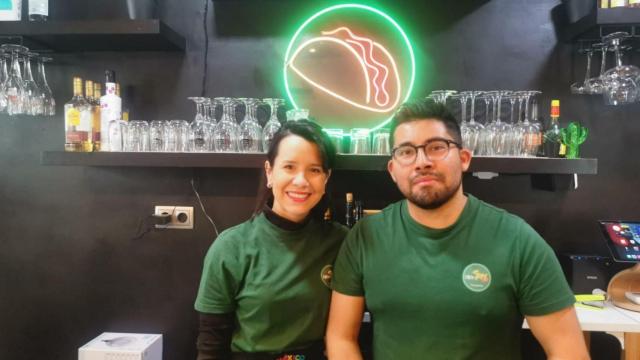 Los responsables de Taquería Niño Rey de A Coruña.