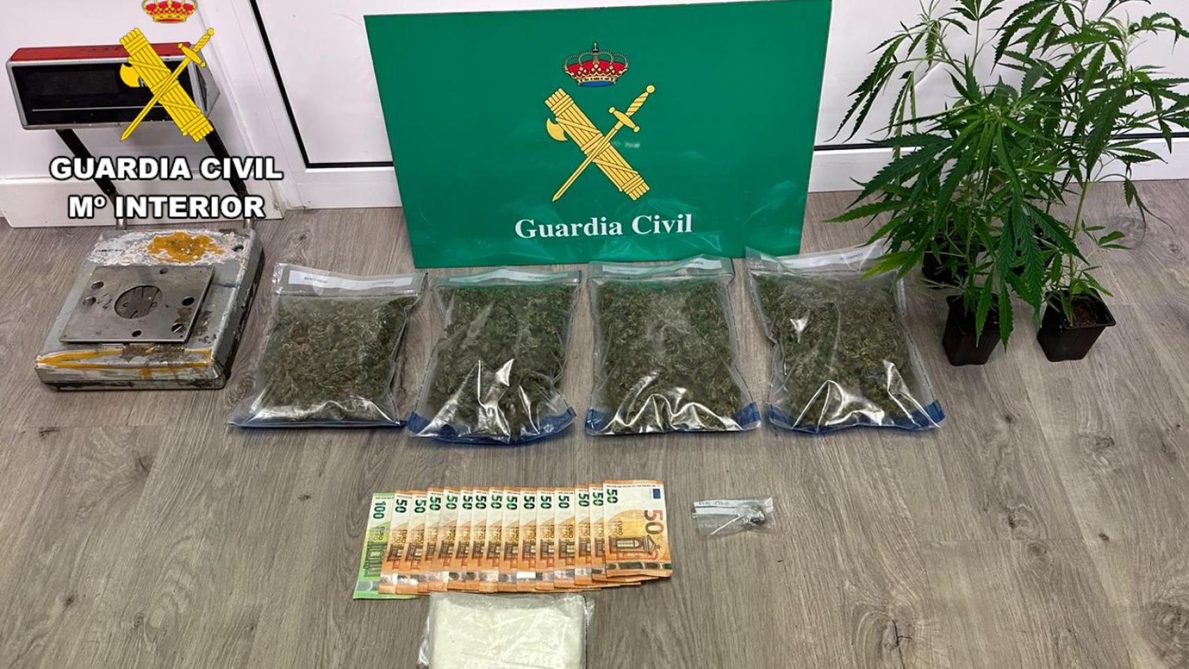 Imagen de la droga incautada en el taller clandestino de Burgos.