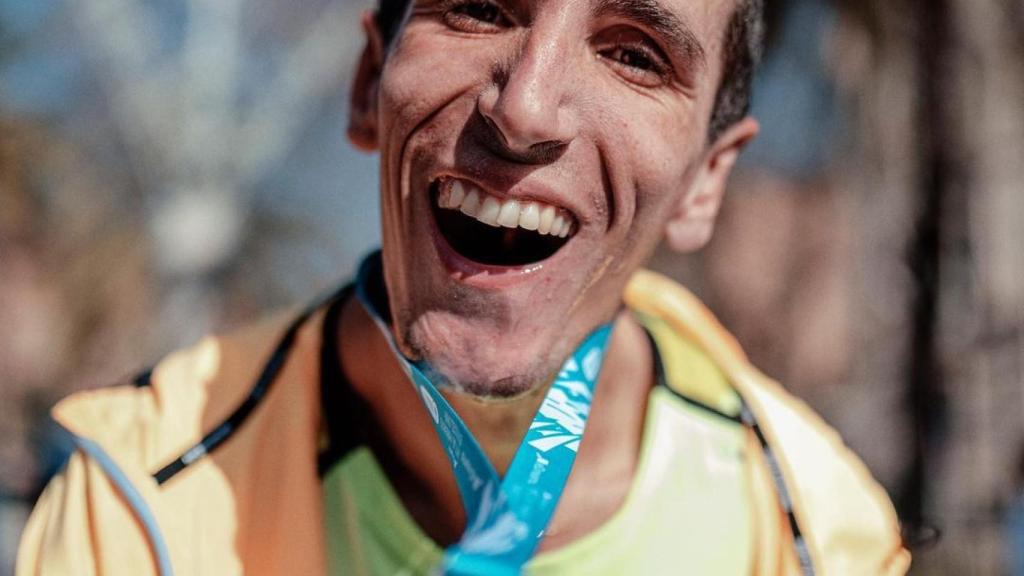 El atleta Alex Roca celebra una victoria