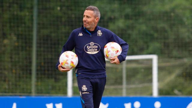 Óscar Cano durante un entrenamiento en su etapa en el Deportivo.