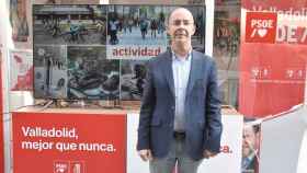 Martín Fernández Antolín en la caseta del PSOE de plaza Zorrilla