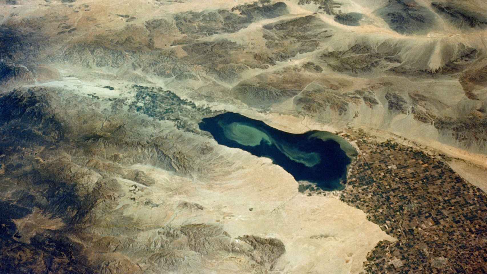 Imagen satelital del Mar de Salton, en el sur de California.