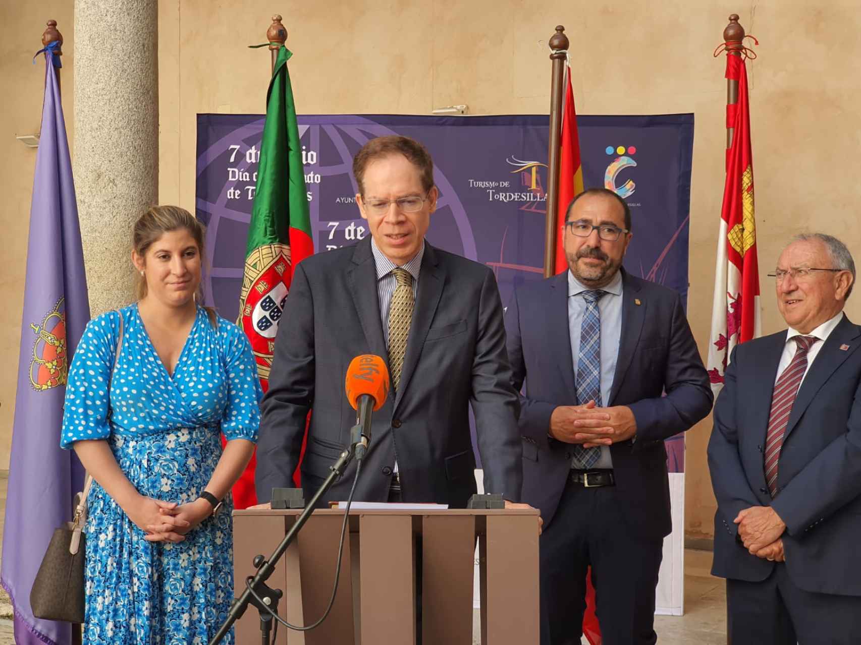 Autoridades presentando el 529 Aniversario del Tratado de Tordesillas
