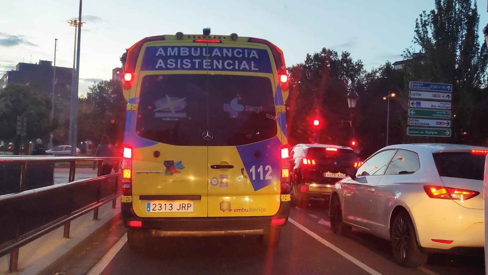 Una ambulancia en Valladolid, en una imagen de archivo