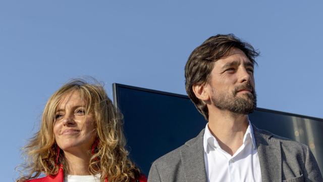 El secretario general de Ciudadanos Adrián Vázquez y la candidata a la presidencia de la Comunidad de Madrid Aruca Gómez.