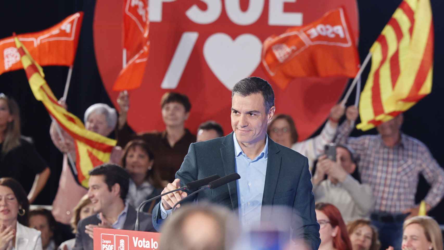 Pedro Sánchez, presidente del Gobierno, en un mitin del PSOE en Zaragoza.