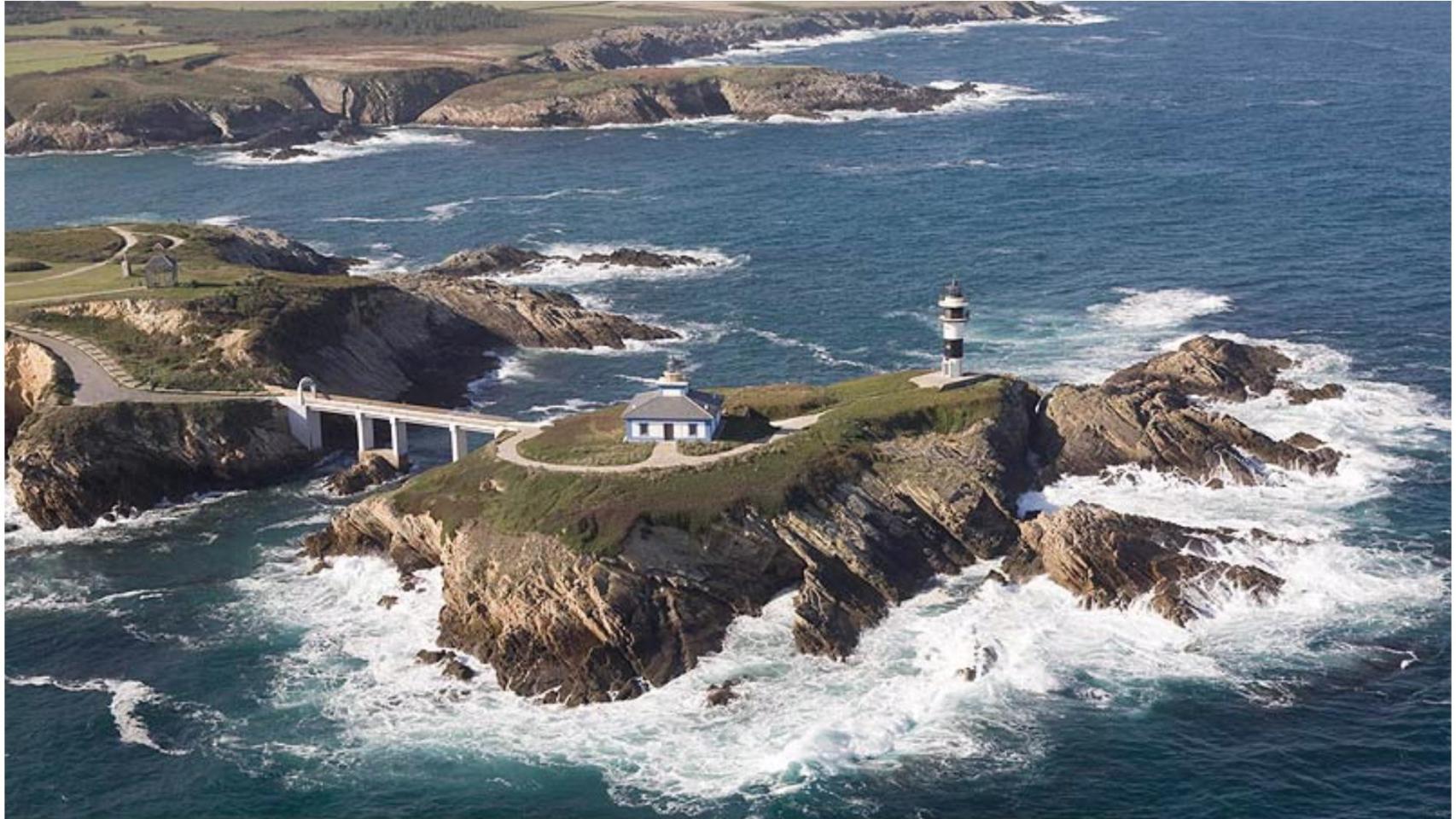 El faro de Isla Pancha en Ribadeo, cuenta con hotel en sus instalaciones