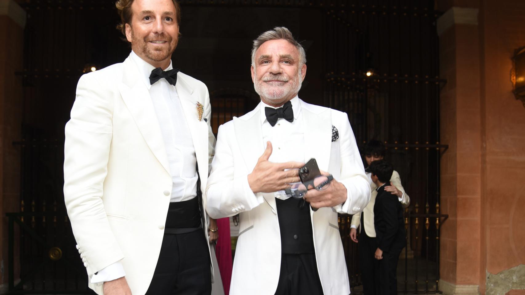 Raúl Prieto y Joaquín Torres el día de su gran boda sevillana.