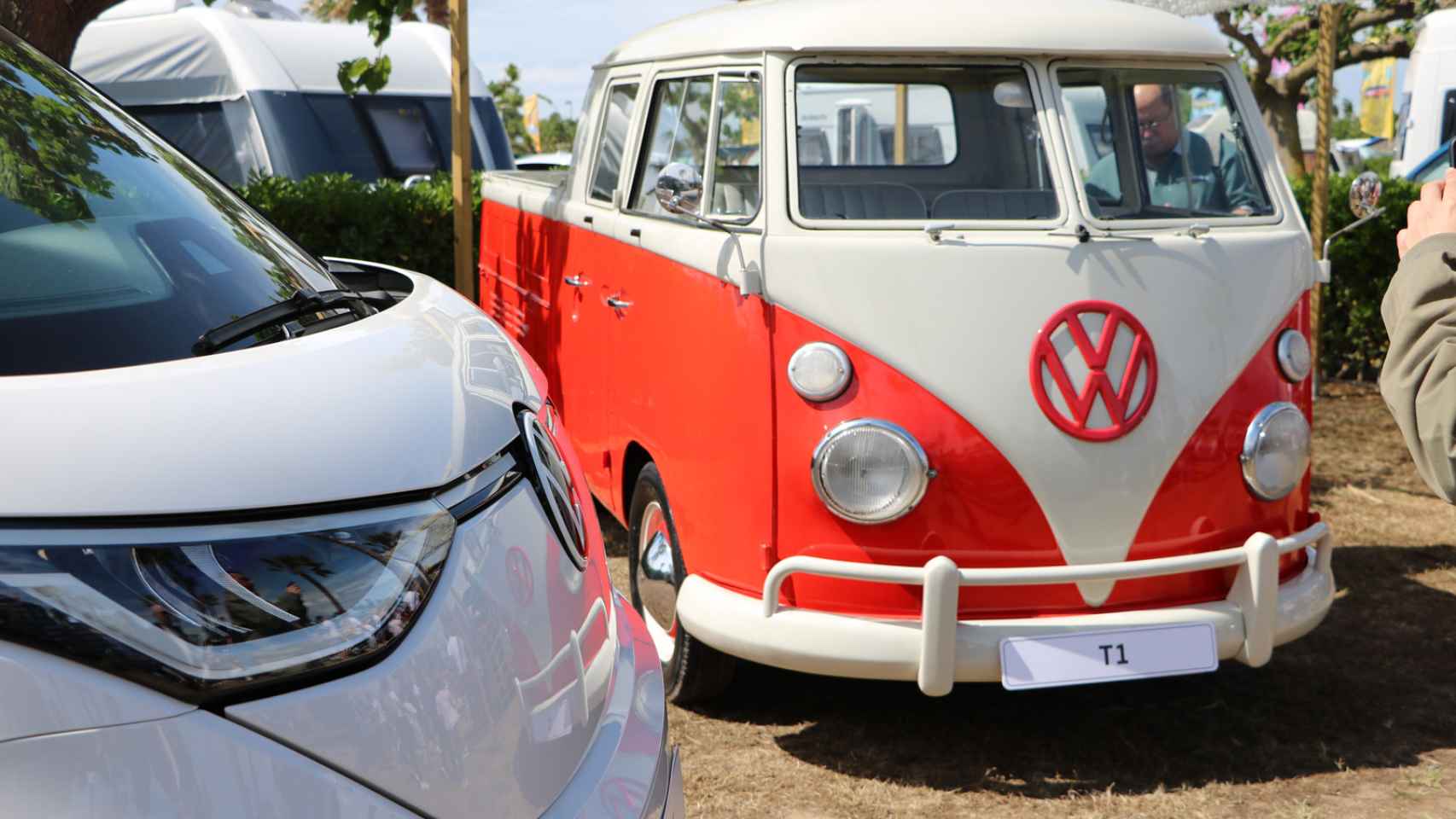 La concentración de Volkswagen bate un nuevo récord: 900 ‘furgos’ y 6.500 aficionados