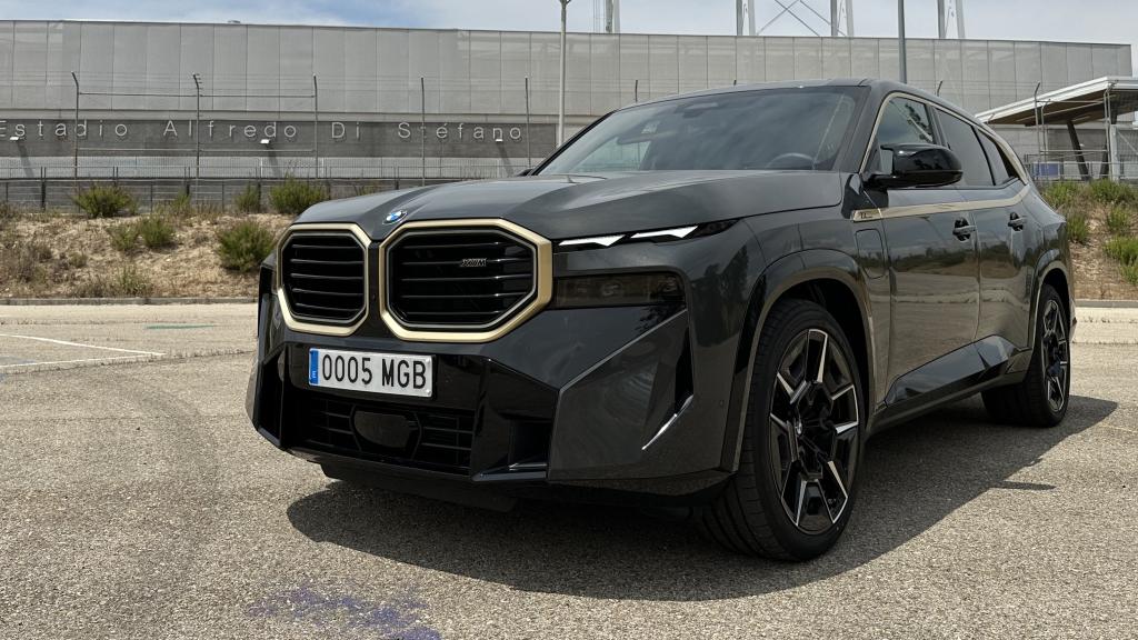 El BMW XM en la Ciudad Deportiva del Real Madrid.