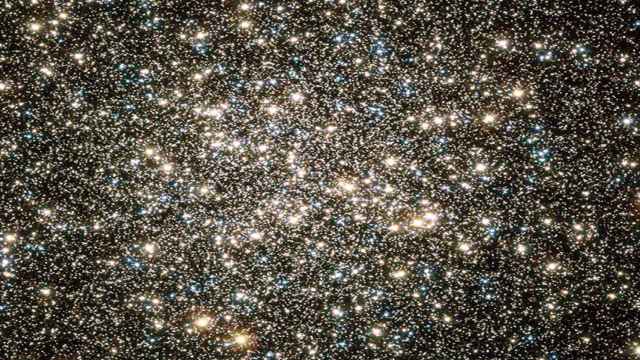 Imagen de cúmulo globular M13