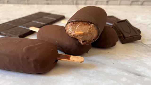 Helados de chocolate veganos: sin leche, sin huevo y muy cremosos