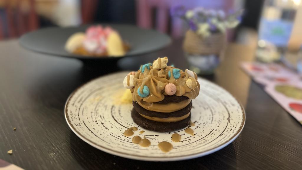 Chocotarta con dulce de leche y café