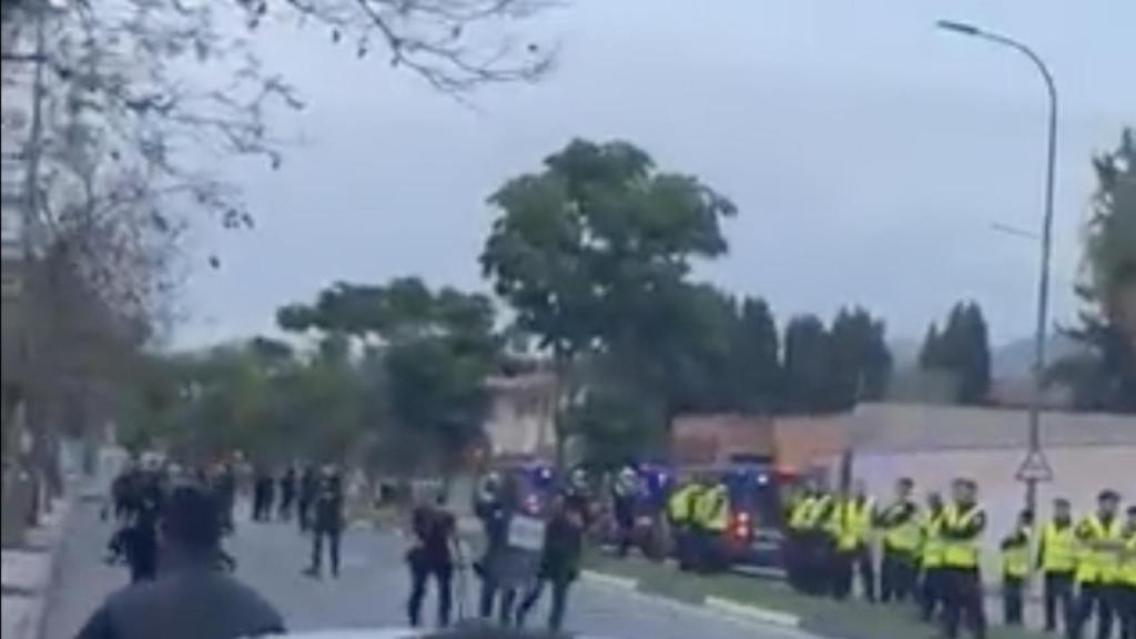 Disturbios entre policía y radicales del Málaga en La Rosaleda