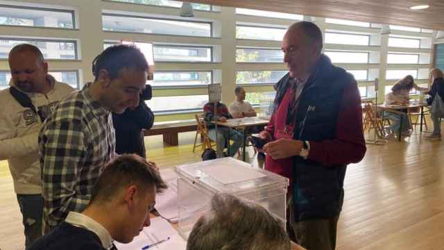López Sendino (UPL) ejerce su derecho a voto en León
