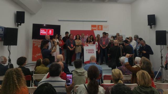 Inés Rey en la sede del PSOE esta noche.